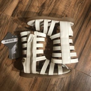 Toddler summer sandals  dress shoes  size 23